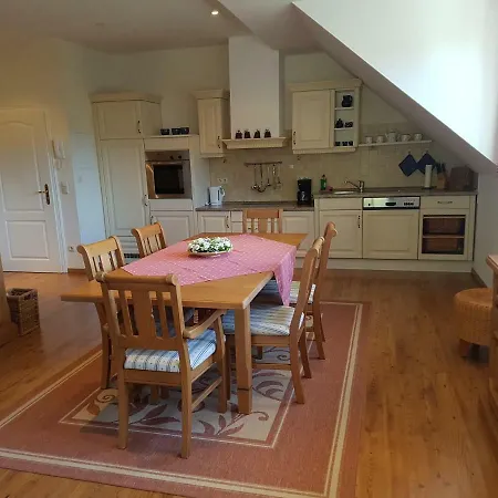 Appartementhaus Am Fichtelberg クロルト・オーバーヴィーゼンタール